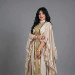 قفطان ذهبي ملكي بأكمام كشكشة وتصميم فاخر من براند Matching